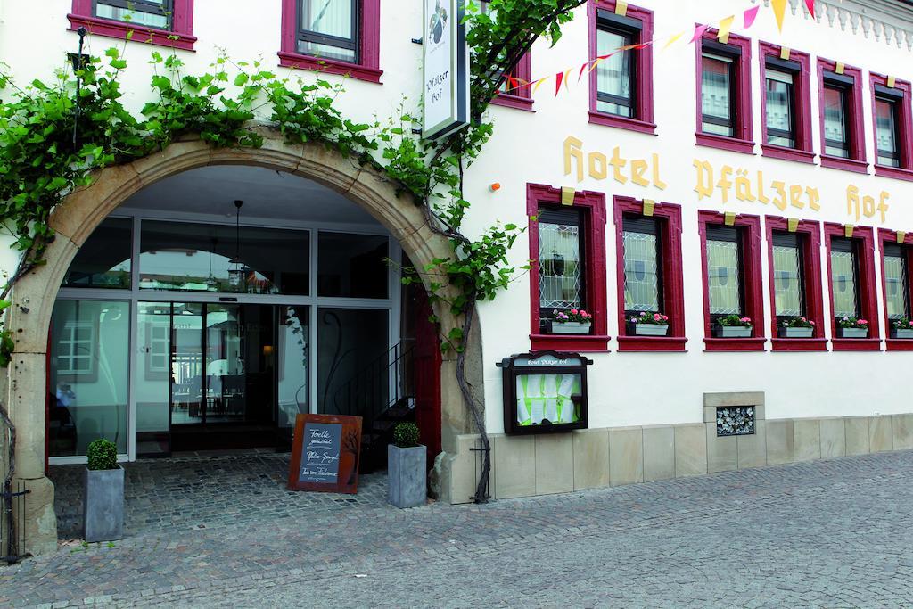 Hotel-Restaurant Pfaelzer Hof Edenkoben Esterno foto